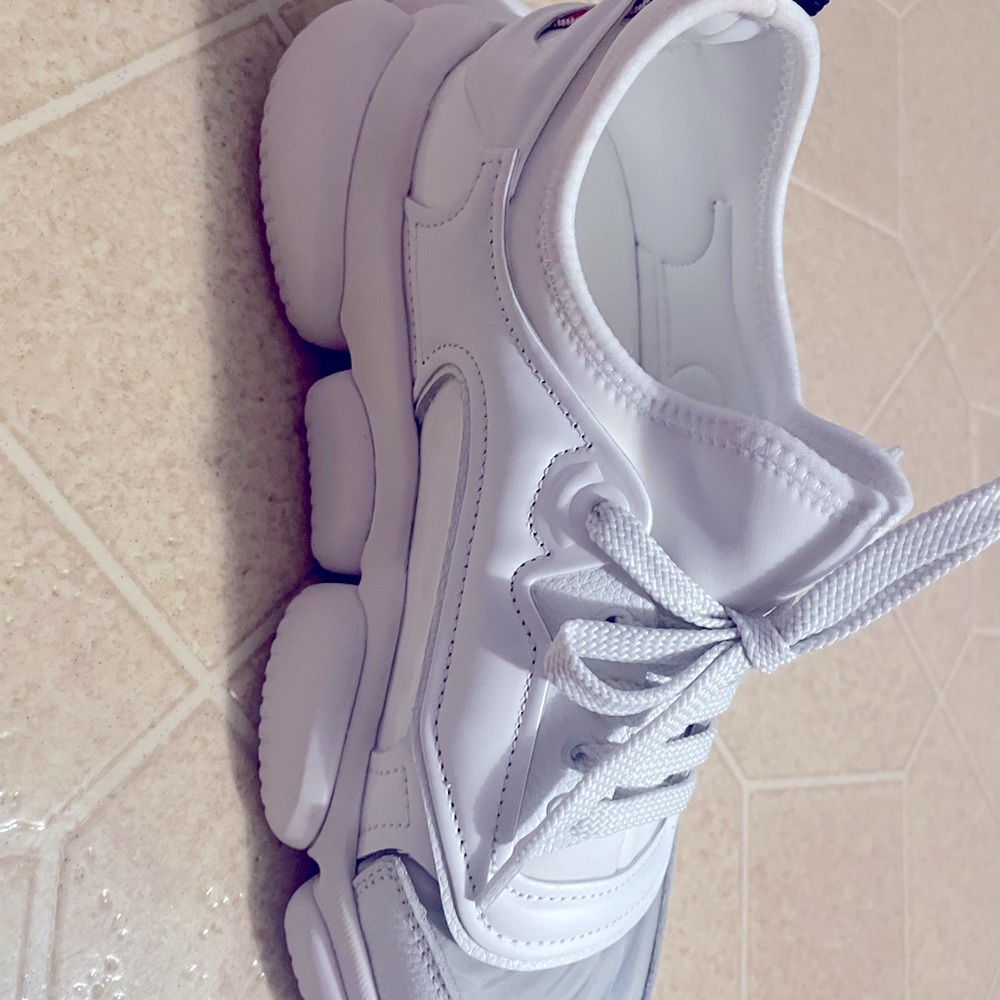 Moncler white sneakers - Picture 3 of 7